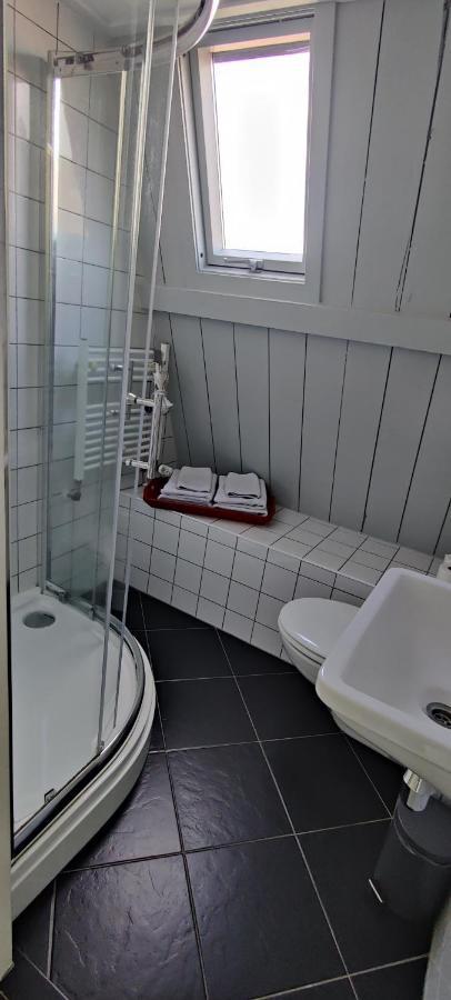 Uit Alle Windstreken Hindeloopen Luaran gambar