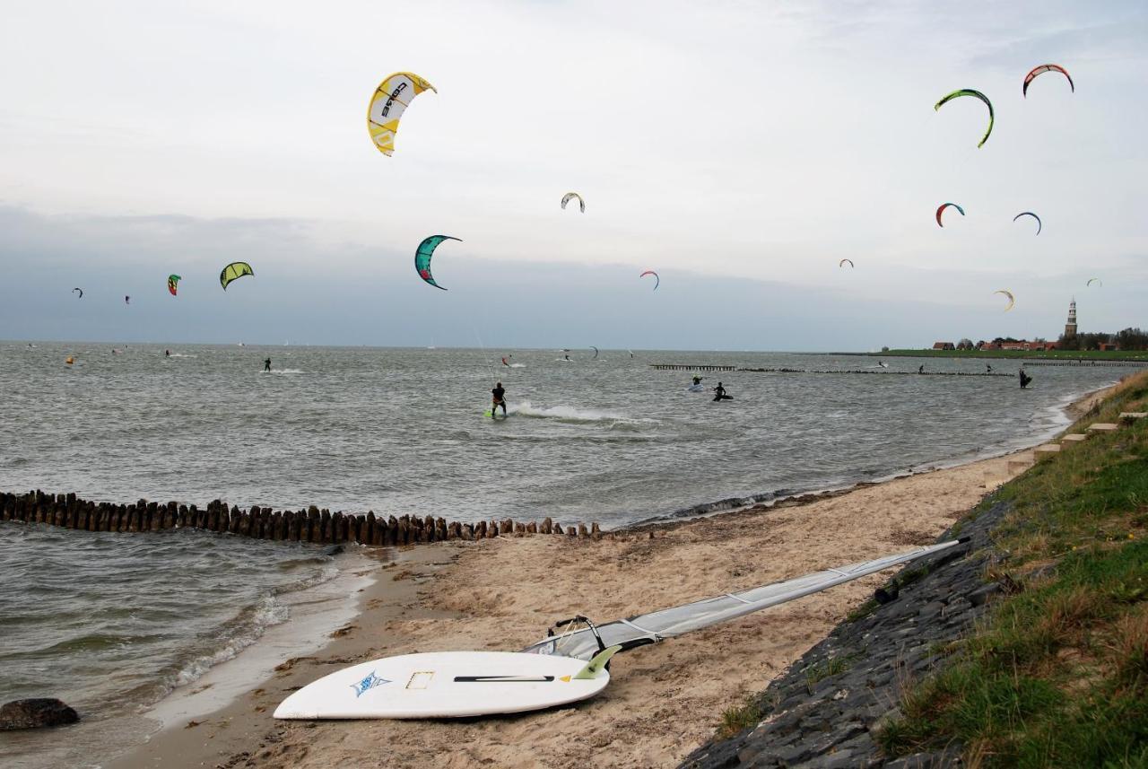 Uit Alle Windstreken Hindeloopen Luaran gambar