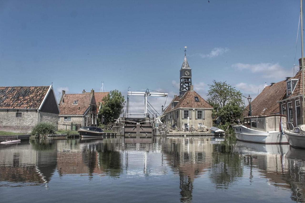 Uit Alle Windstreken Hindeloopen Luaran gambar