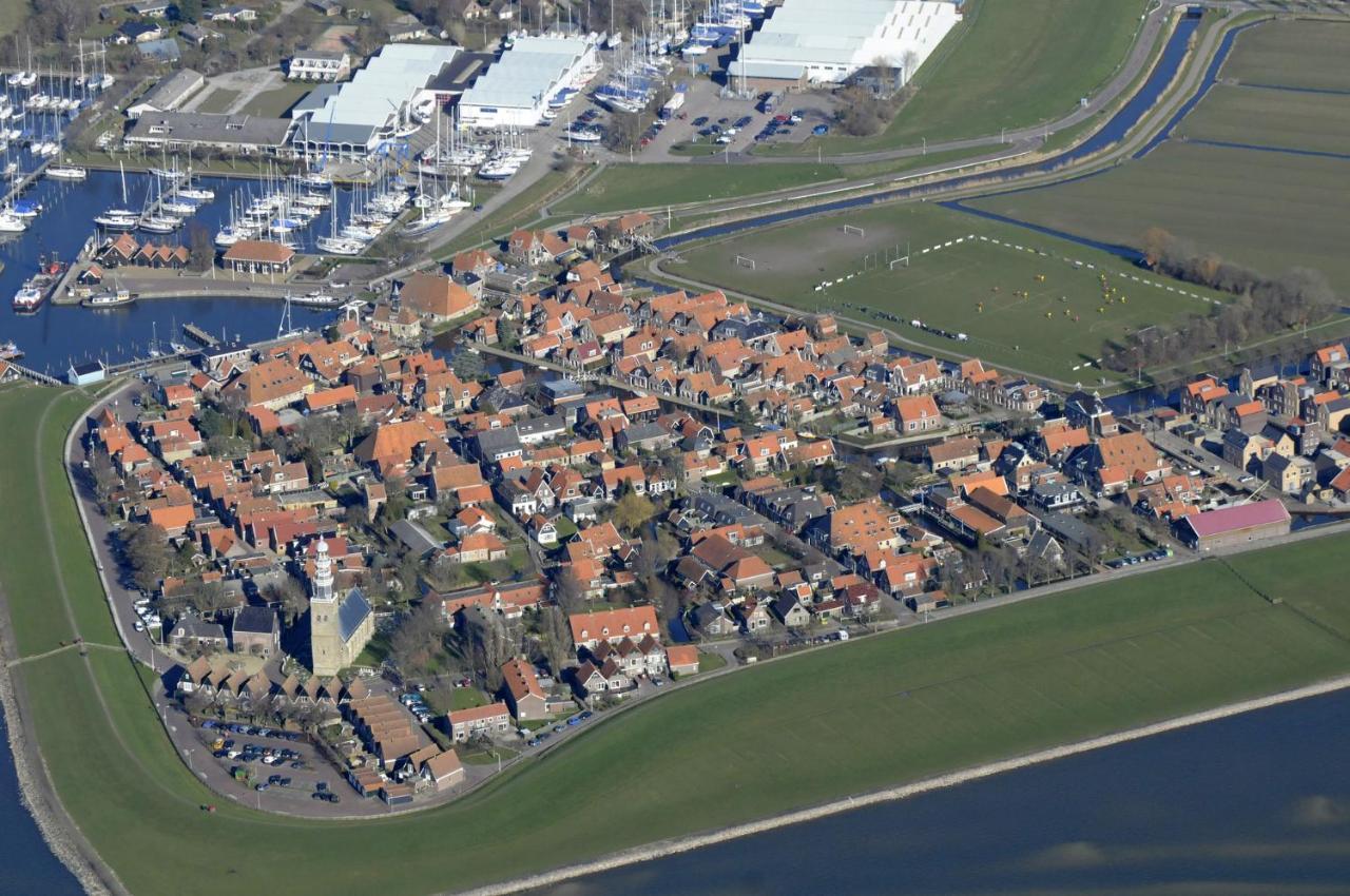 Uit Alle Windstreken Hindeloopen Luaran gambar